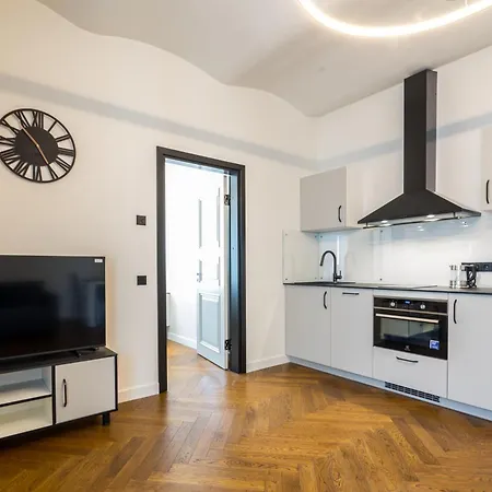 Apartment Elias
